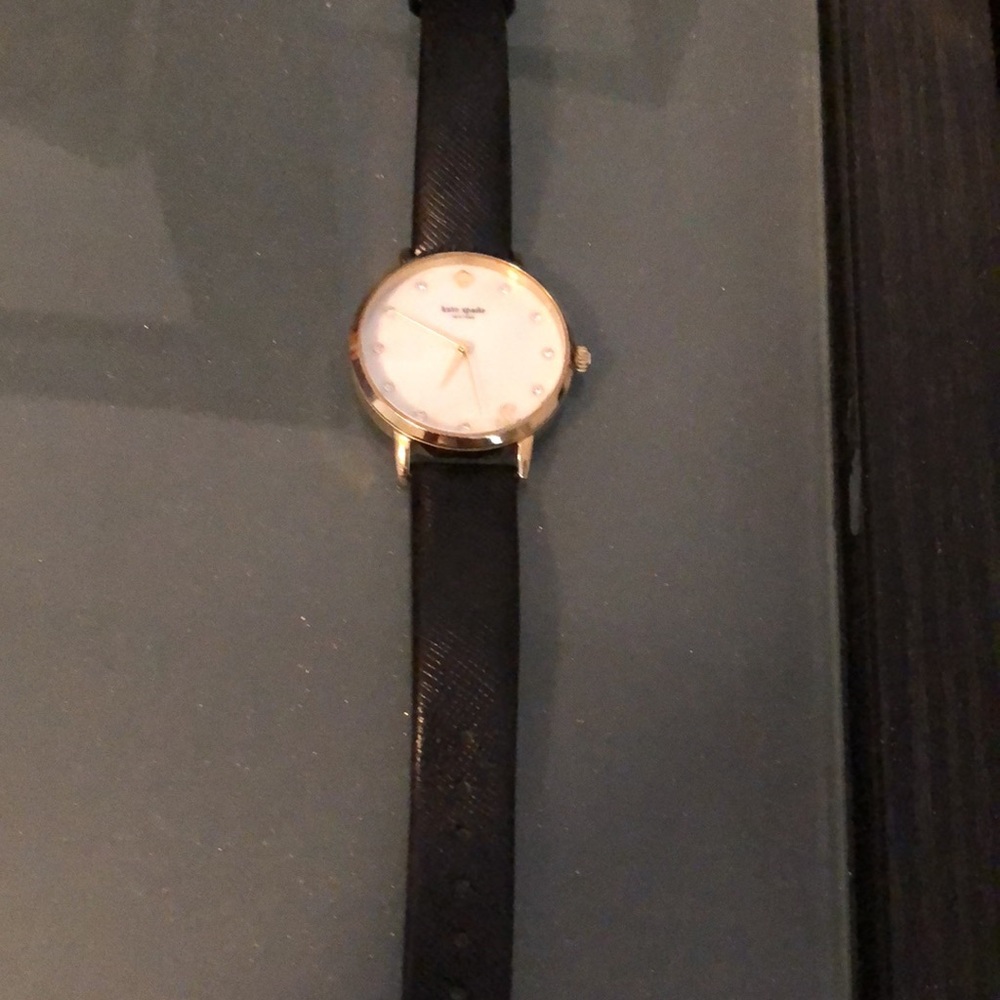 Kate Spade Initial S Watch - Picture 2 of 3